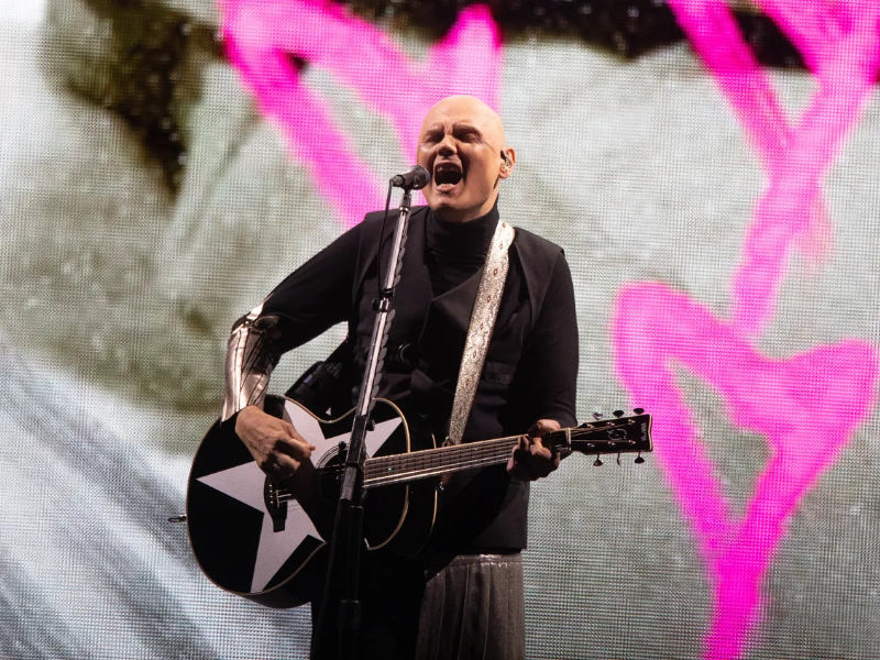 Smashing Pumpkins The World Is A Vampire Tour with special guests Interpol  and Rival Sons